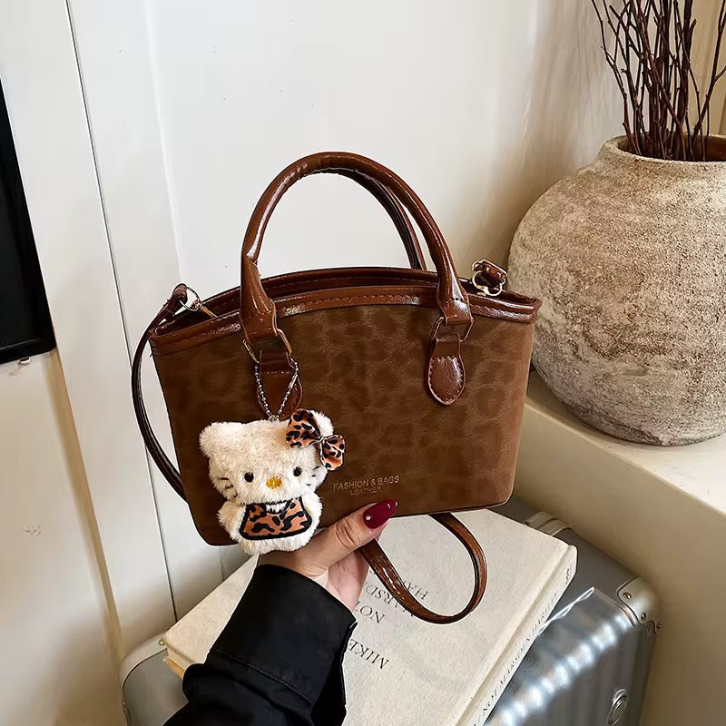 Chic kitty satchel