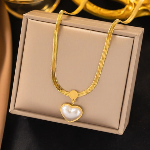 Pearl Heart Herringbone Necklace – Romantic Luxury Gold Jewelry