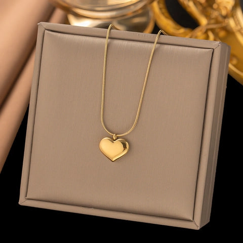 Heart Pendant Necklace – Romantic & Timeless Everyday Jewelry